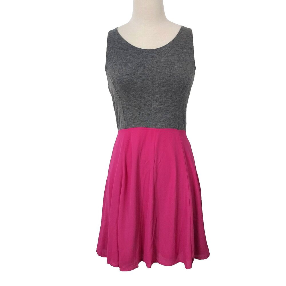 Apt. 9 Dress Fit Flare Flowy Womens Size Small Sleeveless Gray Pink Chiffon